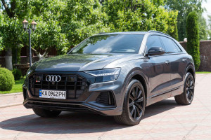 AUDI SQ8 2023 р., 40 000 пробіг, км КА 09-62 РН