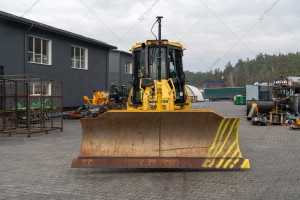 Bulldozer Komatsu D51PXi 2014 y. 9823 m/h. № 5453