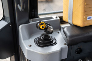 Bulldozer Komatsu D51PXi 2014 y. 9823 m/h. № 5453