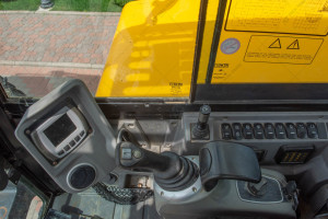 Гусеничный экскаватор  JCB 86C-1 2018 г. 48 кВт. 3429 м/ч., №4333