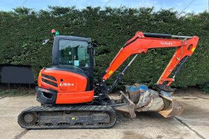 Kubota U55-4 2019 y. 33.8 kW. 2715 m/h.