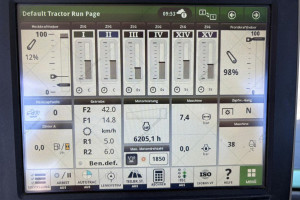 Трактор John Deere 7R310 2017 г. 6200 м/год.