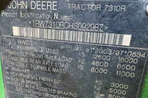 Трактор John Deere 7R310 2017 г. 6200 м/год.