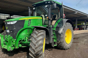 Трактор John Deere 7R310 2017 г. 6205 м/год. Трактор John Deere 7R310 2017 г. 6205 м/год.