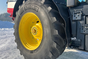 Трактор John Deere 7310R 2017 г. 6226,7 м/год. № 5652