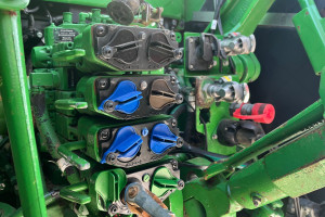 Трактор John Deere 7310R 2017 г. 6226,7 м/год. № 5652