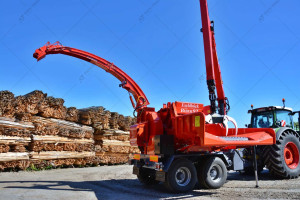 Дереводробарка Eschlböck Biber 92