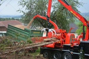 Дереводробарка Eschlböck Biber 92