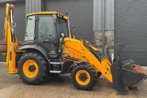 Экскаватор погрузчик JCB 3CX 14 2023 г. 81 кВт 240 м/ч.