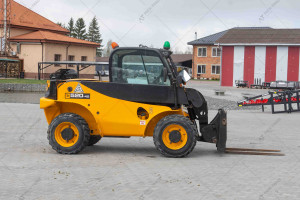 Погрузчик JCB 520-40 2019 г. 36,3 кВт* 326 м/ч. №6460