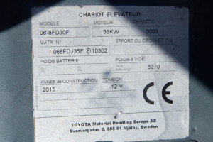 Дизельний вилковий навантажувач Toyota 06-8FD30F 2015 р. 36 кВт., 4118,6 м/г., № 5475