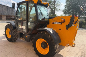 Телескопический погрузчик JCB 535-95 2013 г. Дж 2700 м/ч.