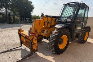 Телескопический погрузчик JCB 535-95 2013 г. Дж 2700 м/ч.