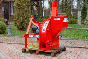 Навісна зернодробарка для кукурудзяної пасти Gruber Profi 600M