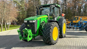 Трактор John Deere 8400R 2020 г. 4153,1 м/год. № 5629 Трактор John Deere 8400R 2020 г. 4153,1 м/год. № 5629