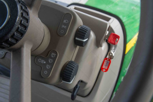 Трактор John Deere 8400R 2020 г. 4153,1 м/год. № 5629