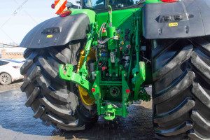 Трактор John Deere 8400R 2020 г. 4153,1 м/год. № 5629