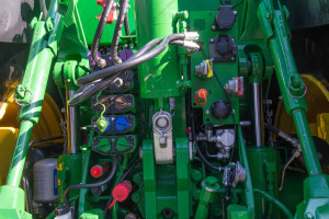 Трактор John Deere 8400R 2020 г. 4153,1 м/год. № 5629