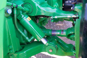 Трактор John Deere 8400R 2020 г. 4153,1 м/год. № 5629