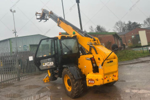 Телескопический погрузчик JCB 540-140 2017 г. 4970 м/ч.