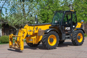 Телескопический погрузчик JCB 540-140 Hi-Viz 2019 г. 55 кВт. 2745 м/ч., №4289 