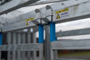 Станок для вертикальной фиксации КРС A.ТОМ с оцинкованным покрытием