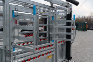 Станок для вертикальной фиксации КРС A.ТОМ с оцинкованным покрытием