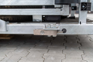 Станок для вертикальной фиксации КРС A.ТОМ с оцинкованным покрытием