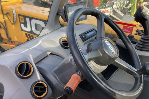 Телескопический погрузчик JCB 560-80 AGRIXTRA 2021 г. * Дж 4250 м/ч.