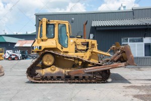 Bulldozer Caterpillar D5H 1992 y. 15 074 m/h., № 2462 RESERVED