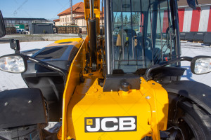 Погрузчик JCB 525-60 2019 г., 54,5 кВт, 1981 м/ч. № 4912  