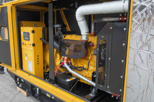 Diesel generator CAT DE165E0 132/120 kW
