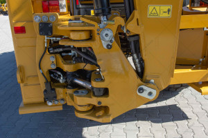 Экскаватор погрузчик Caterpillar 424 2025 г. 8 м/ч. № 5527 B