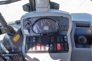 Экскаватор погрузчик Caterpillar 424 2025 г. 8 м/ч. № 5527 B