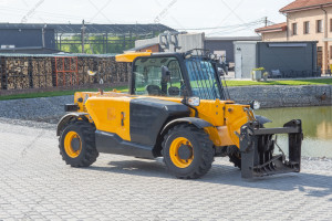 JCB 525-60 2018 y. 54,5 kW.,3779 m/h. № 5287