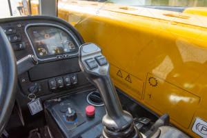 JCB 525-60 2018 y. 54,5 kW.,3779 m/h. № 5287