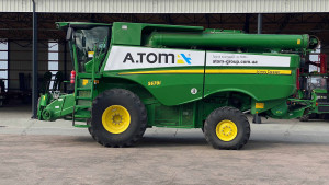Комбайн  John Deere  S670i  Hill Master  2015 г. 397 л.с. 809/1264 м/ч., №4054 