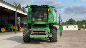Комбайн  John Deere  S670i  Hill Master  2015 г. 397 л.с. 809/1264 м/ч., №4054 