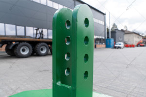 A.TOM 900 counterweight for front hitch