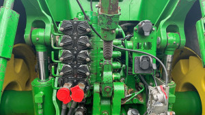 John Deere 8320 2004 y. 320 h.p. 13126 m/h. № 3766 