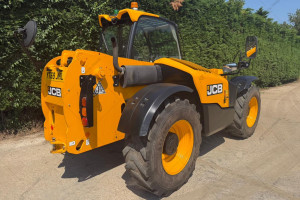 Телескопический погрузчик JCB 531-70 2019 г. 55 кВт * 3080 м/ч.
