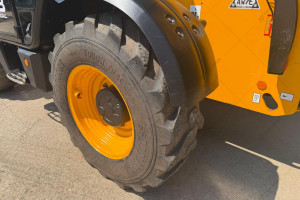 Телескопический погрузчик JCB 531-70 2019 г. 55 кВт * 3080 м/ч.
