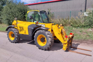 Телескопічний навантажувач JCB 531-70 2007 р. 2975 м/год.