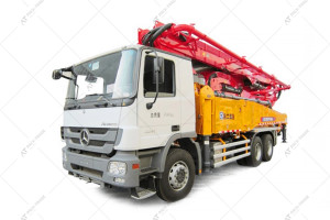Автобетононасос XCMG HB50K