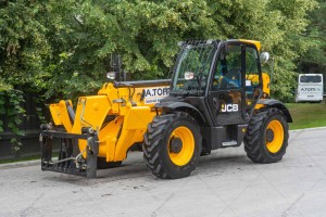 Телескопический погрузчик JCB 533-105 2015 г. 55 кВт. 6452,5 м/ч., №4213 