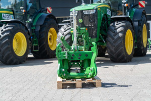 Front hitch SAUTER for John Deere 8 Series