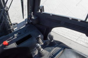 Вилочный погрузчик Linde E30-01 2017 г. 25457 м/ч., № 5206