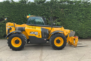 Телескопічний навантажувач JCB 533-105 2017 р. 55 кВт * 3290 м/год.