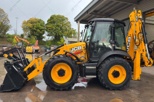 Экскаватор погрузчик JCB 4CX 2019 г. 5086 м/ч.