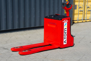 Візок електричний Linde T18 2016 р.,№4206